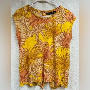 Tahari Medium Palm Print 100% Linen Top